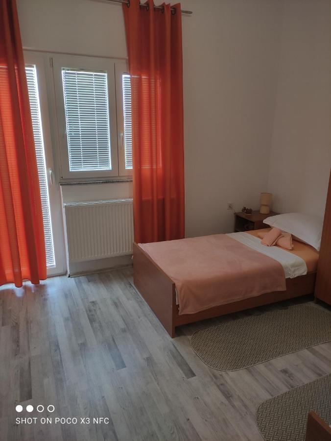 Apartmani Lana Šibenik Exteriör bild
