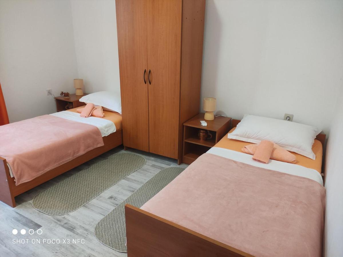 Apartmani Lana Šibenik Exteriör bild