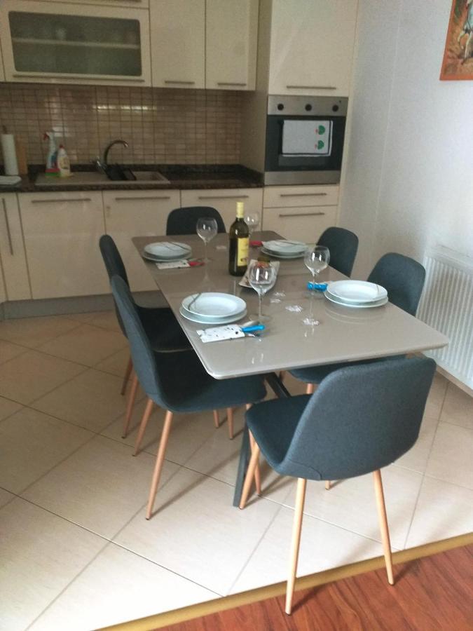 Apartmani Lana Šibenik Exteriör bild